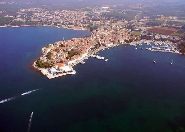 In With Swimming Pool Vikendica *