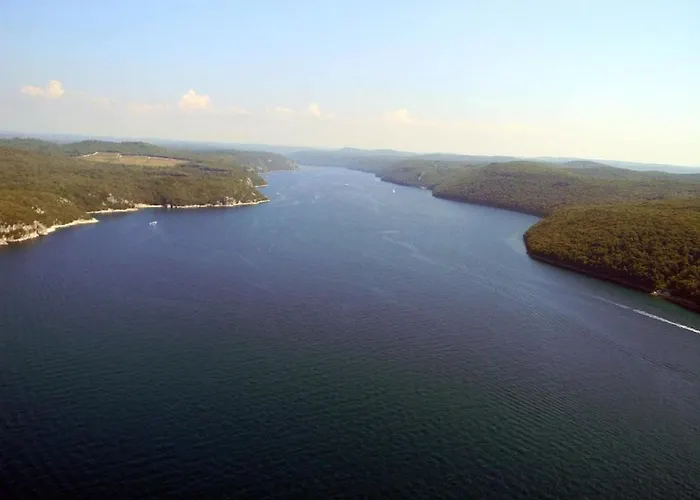 In With Swimming Pool Vikendica