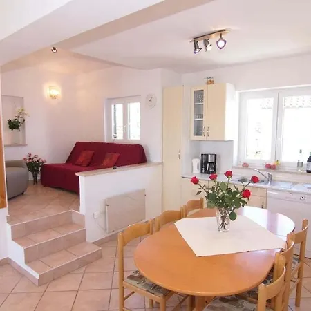In With Swimming Pool Holiday home *